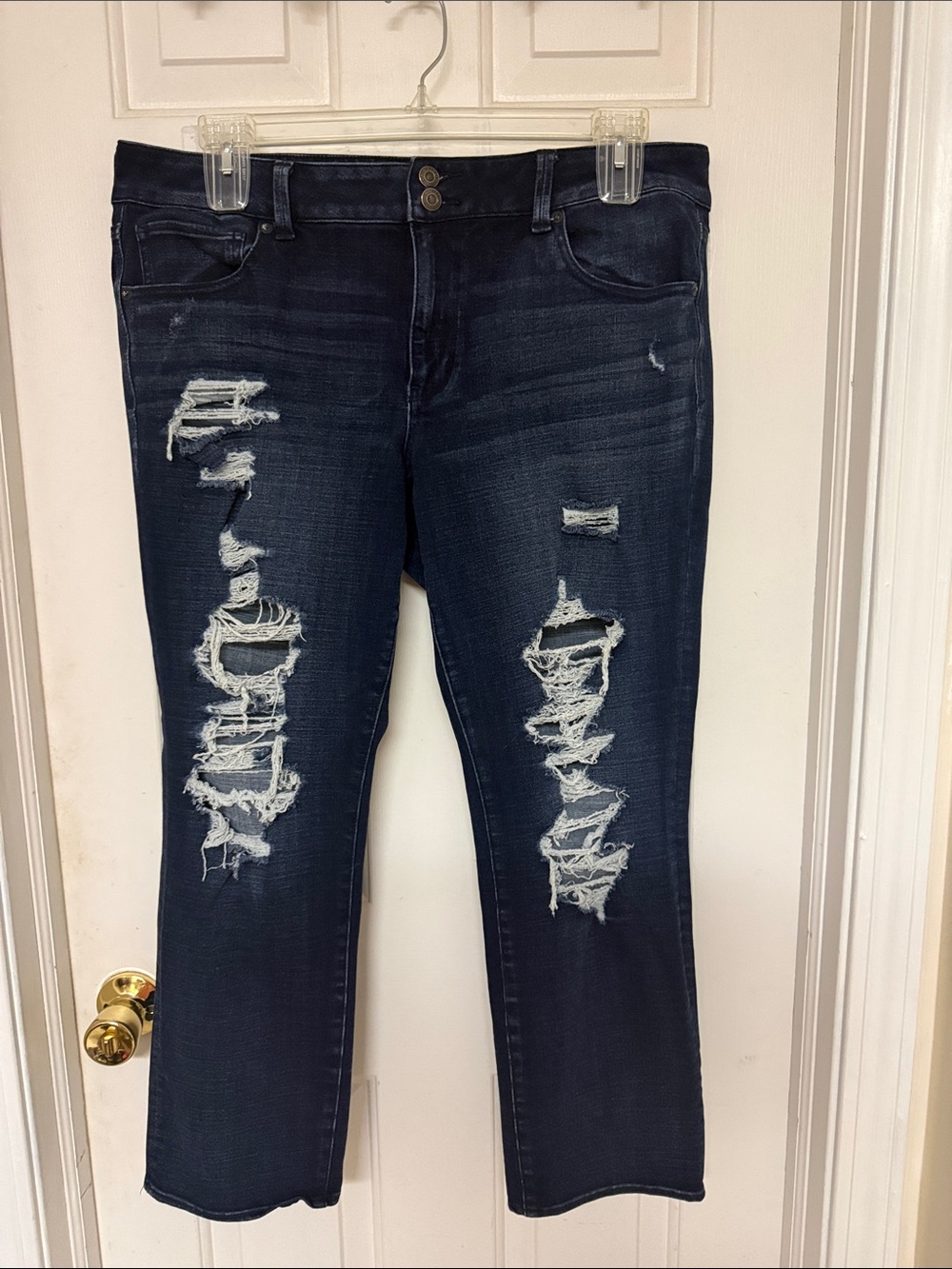 American Eagle Distressed Women's Artist Crop Jeans 18L